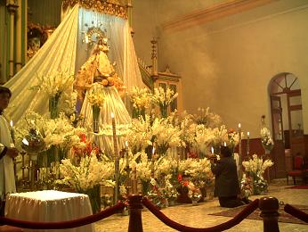 Altar Mayor del santuario en el 2009